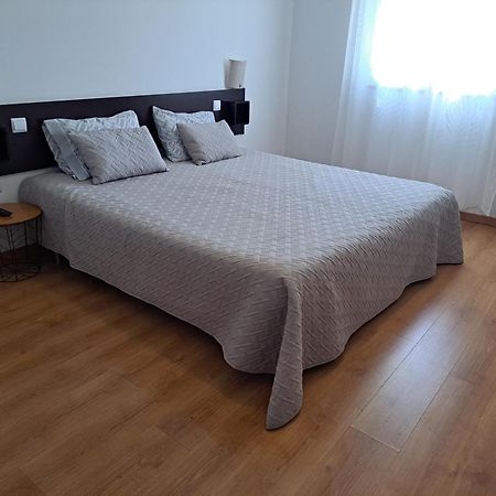 Centenaria Oia Luaran gambar
